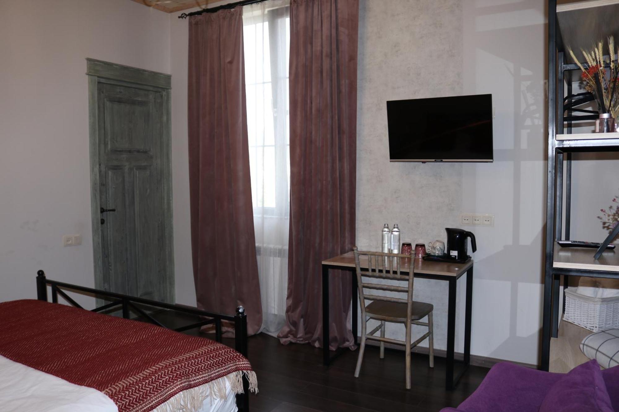 Redroof Country House Hotel กอริส ภายนอก รูปภาพ